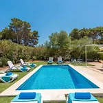 St Tomas Rustic V Pool Beachside