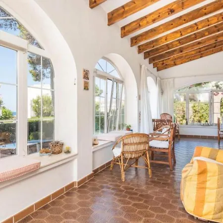 St Tomas Rustic V Pool Beachside Pensionat